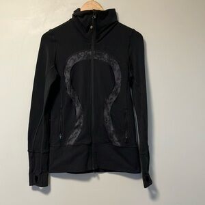 Lululemon Black Scuba Jacket with High Collar and Zip-Up Style